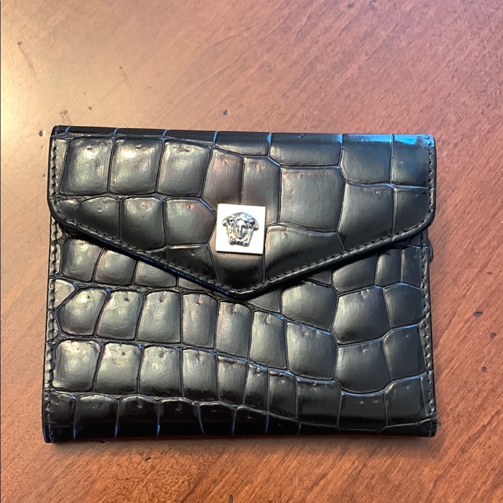Black leather Versace wallet